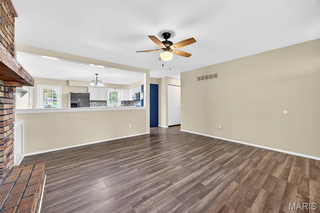 Green Acres Iii - Residential