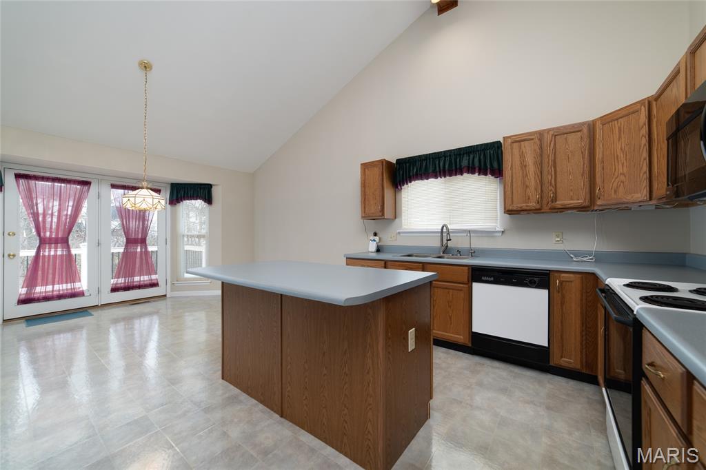 Huntleigh Meadows #4 - Residential