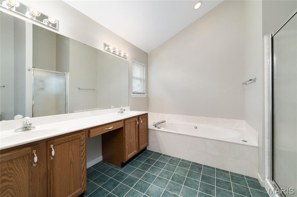 Huntleigh Meadows #4 - Residential