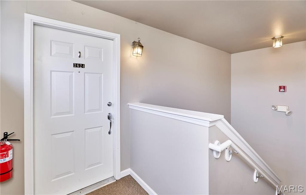 Photo of 3624 Capri Way, St Peters, MO 63304 (MLS # 25078716)