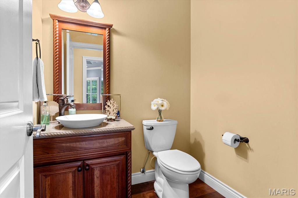 Godfrey, Illinois 62035, United States, 5 Bedrooms Bedrooms, ,6 BathroomsBathrooms,Residential,Active,141024