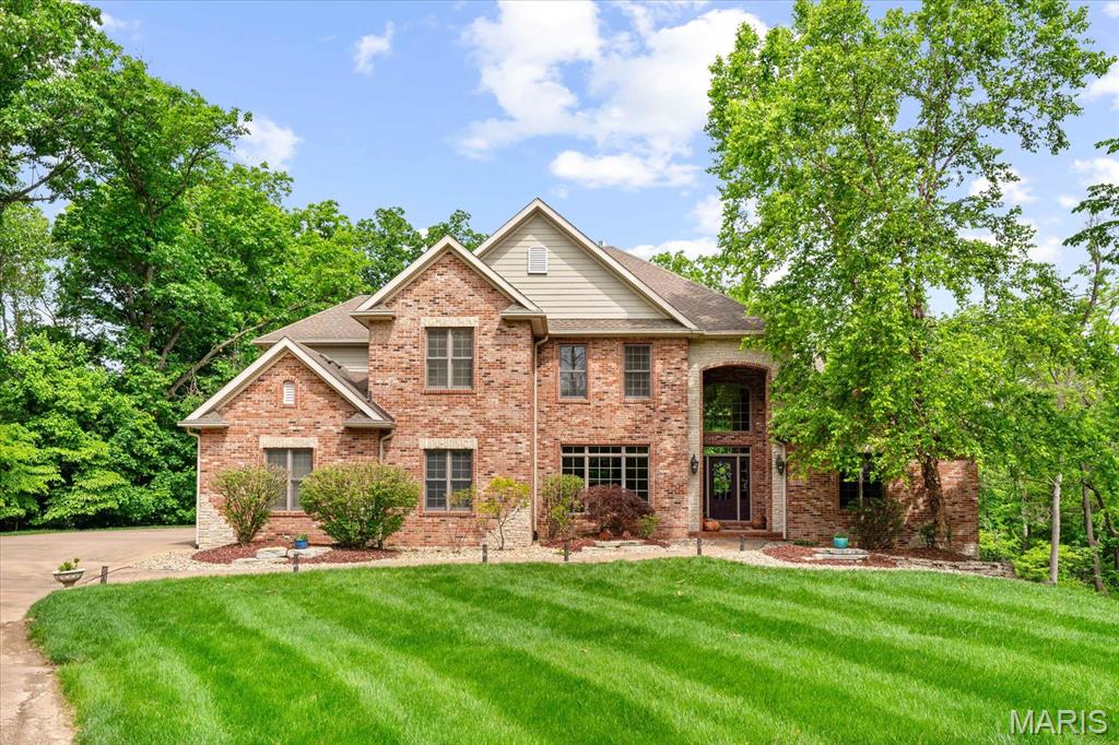 Godfrey, Illinois 62035, United States, 5 Bedrooms Bedrooms, ,6 BathroomsBathrooms,Residential,Active,141024