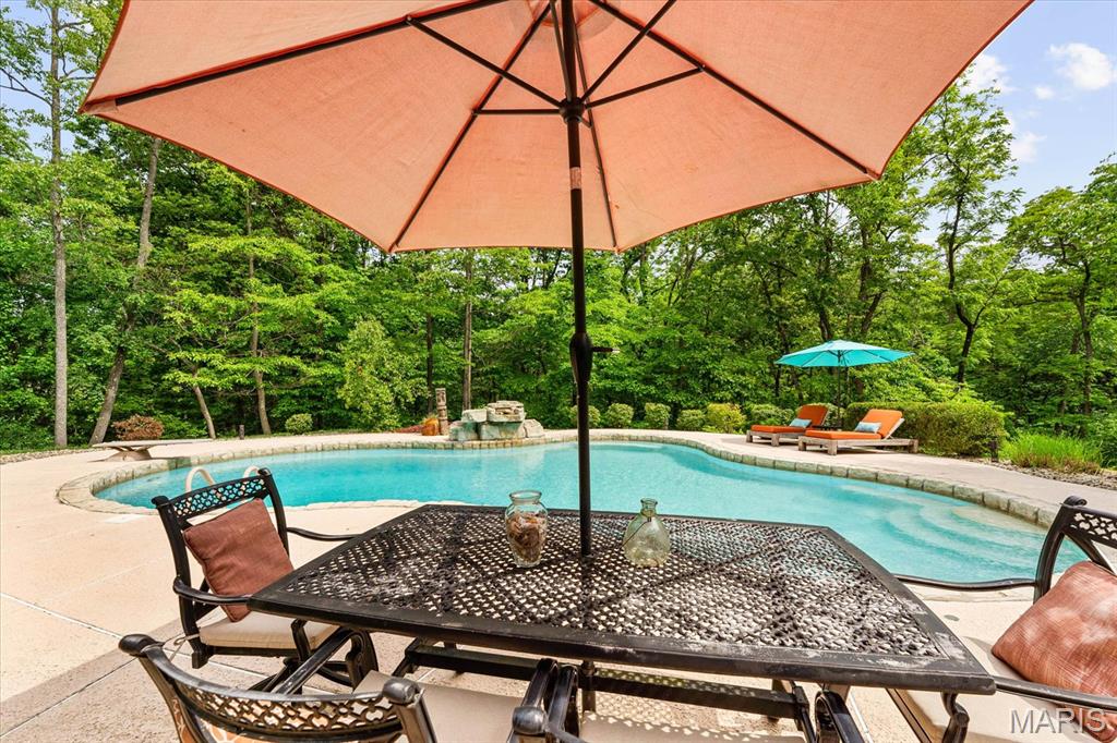 Godfrey, Illinois 62035, United States, 5 Bedrooms Bedrooms, ,6 BathroomsBathrooms,Residential,Active,141024