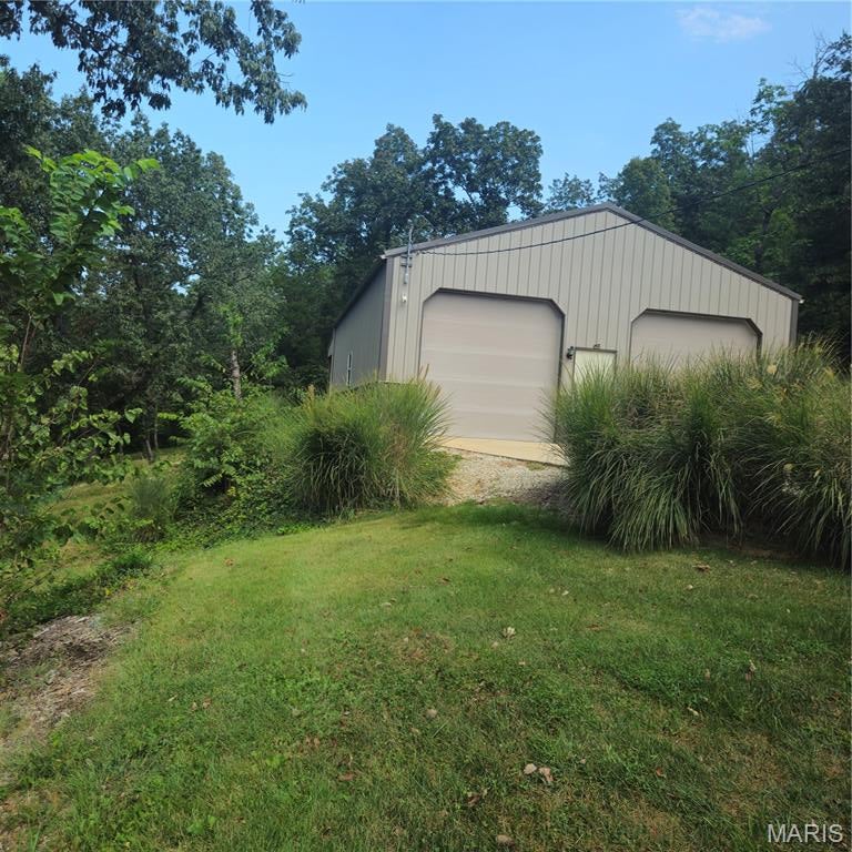 119 Willow Creek Road