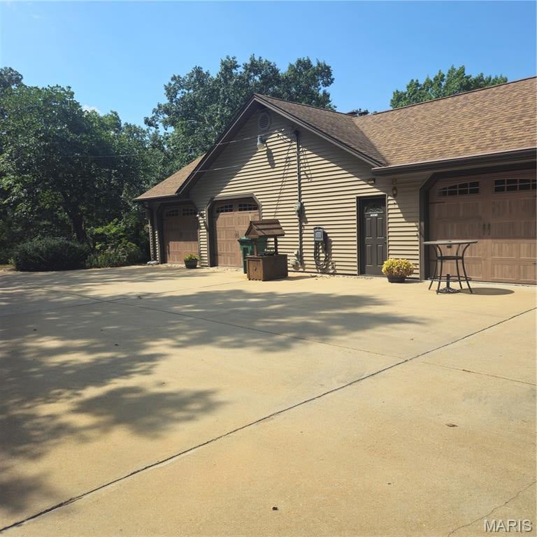 119 Willow Creek Road