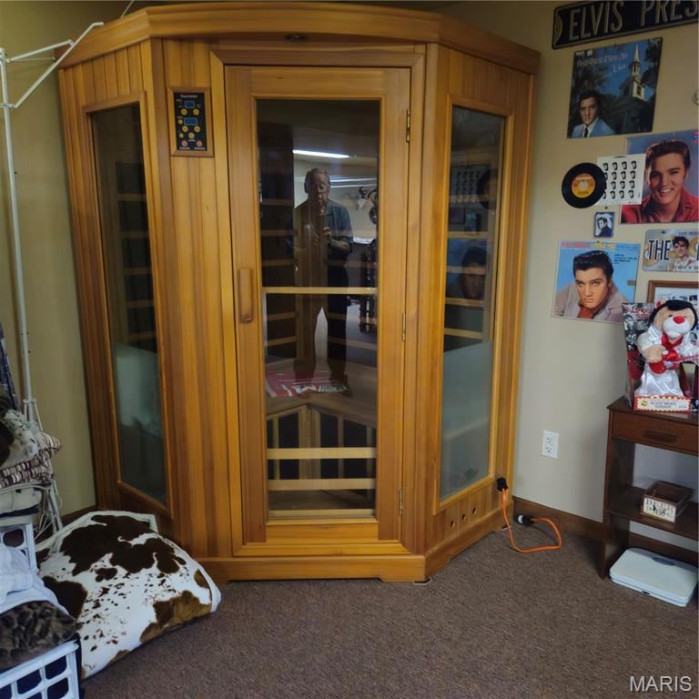 119 Willow Creek Road