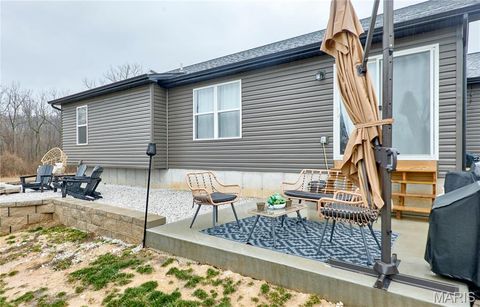 Tiny photo for 6 Crow Court, Troy, MO 63379 (MLS # 26012458)