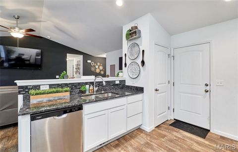 Tiny photo for 6 Crow Court, Troy, MO 63379 (MLS # 26012458)