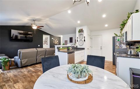 Tiny photo for 6 Crow Court, Troy, MO 63379 (MLS # 26012458)