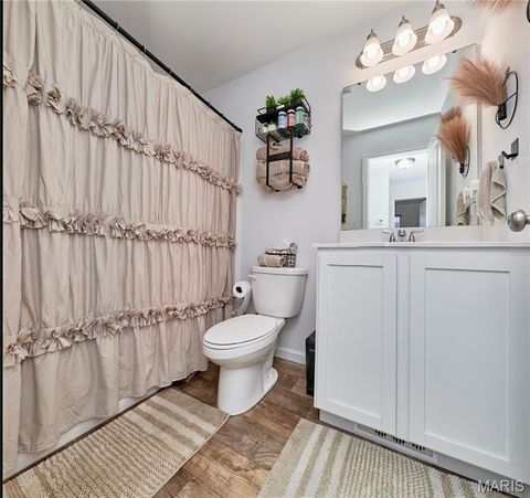 Tiny photo for 6 Crow Court, Troy, MO 63379 (MLS # 26012458)