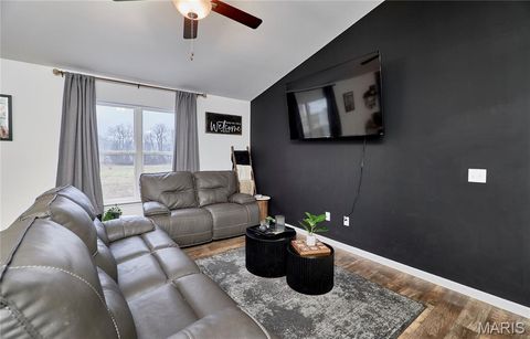 Tiny photo for 6 Crow Court, Troy, MO 63379 (MLS # 26012458)