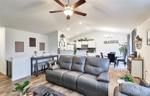 Tiny photo for 6 Crow Court, Troy, MO 63379 (MLS # 26012458)