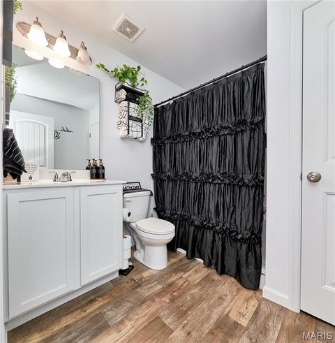 Tiny photo for 6 Crow Court, Troy, MO 63379 (MLS # 26012458)