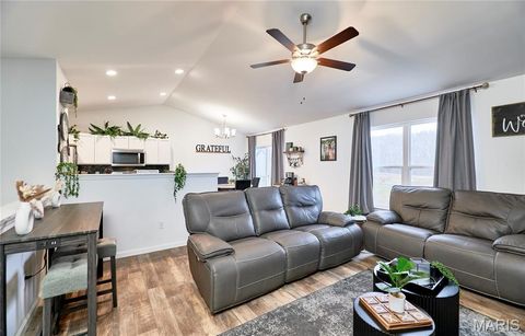 Tiny photo for 6 Crow Court, Troy, MO 63379 (MLS # 26012458)