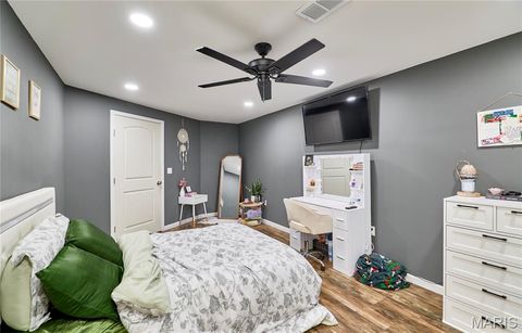 Tiny photo for 6 Crow Court, Troy, MO 63379 (MLS # 26012458)