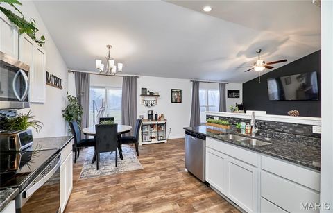 Tiny photo for 6 Crow Court, Troy, MO 63379 (MLS # 26012458)