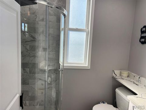 Tiny photo for 600 Kayser Avenue, Unincorporated, MO 63125 (MLS # 26028971)