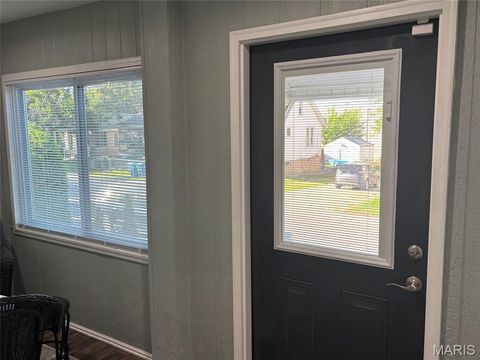 Tiny photo for 600 Kayser Avenue, Unincorporated, MO 63125 (MLS # 26028971)