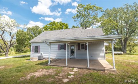 Tiny photo for 1560 Hinson Lane, St Clair, MO 63077 (MLS # 26025941)