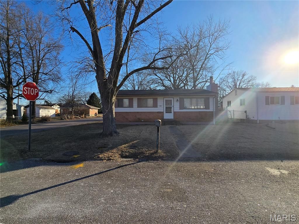 Photo of 1200 Rhea Avenue, St Louis, MO 63138 (MLS # 26004101)