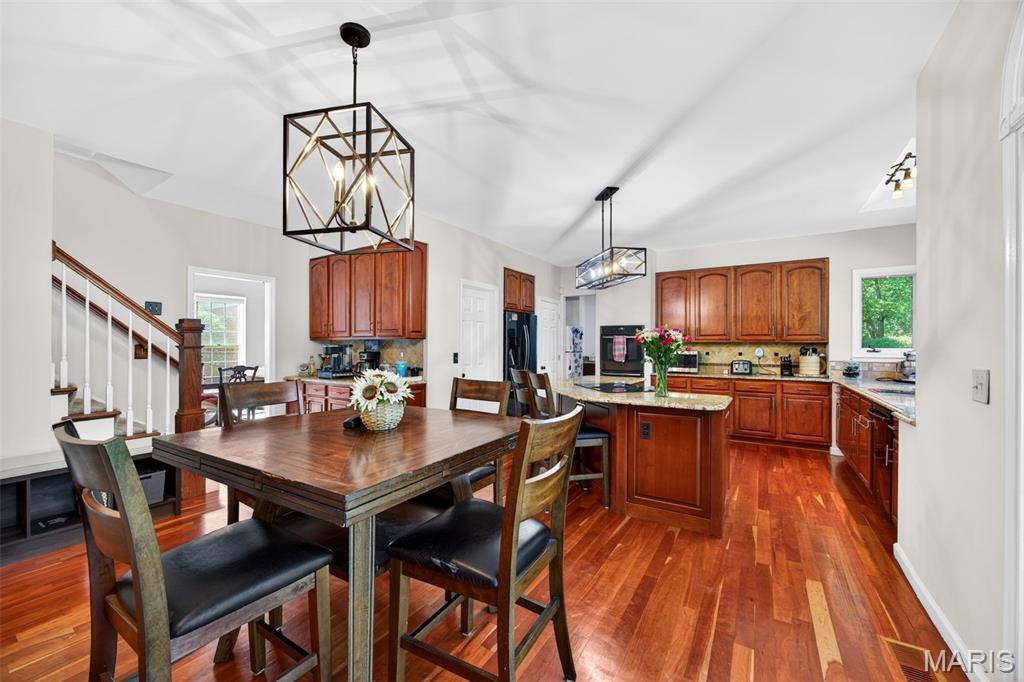 Highlands Of Chesterfield Highland - Residential