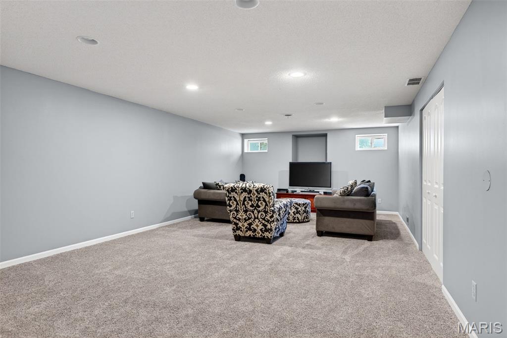 Highlands Of Chesterfield Highland - Residential