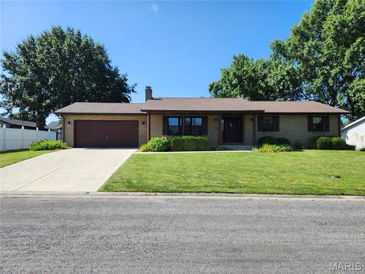 750 KLEIN DR, SMITHTON, IL 62285 - Image 032f3b7cf43bceae7b2d0e24d4004154/4136977025