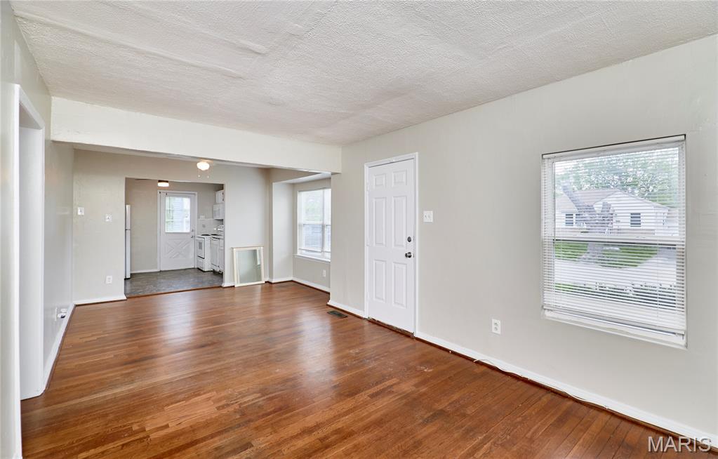 Village Of St Ann - Residential Lease