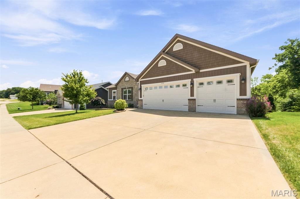 1802 Barclay Trail Drive