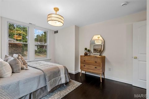 Tiny photo for 808 Greeley Avenue, Webster Groves, MO 63119 (MLS # 25063184)