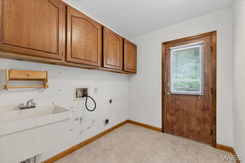 Missouri 63303, United States, 4 Bedrooms Bedrooms, ,3 BathroomsBathrooms,Residential,Active,178102