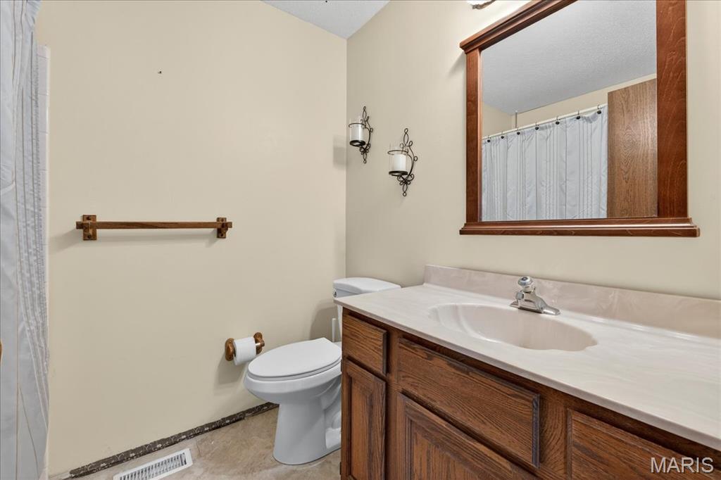 Missouri 63303, United States, 4 Bedrooms Bedrooms, ,3 BathroomsBathrooms,Residential,Active,178102