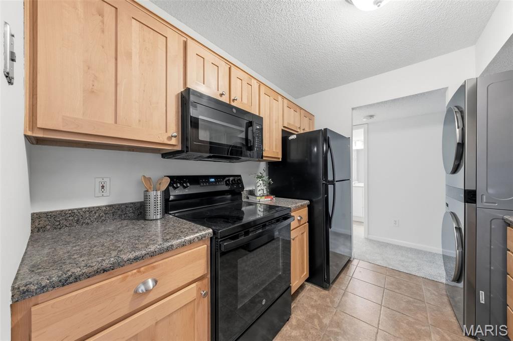 Brentwood Forest Condo Ph Six - Residential
