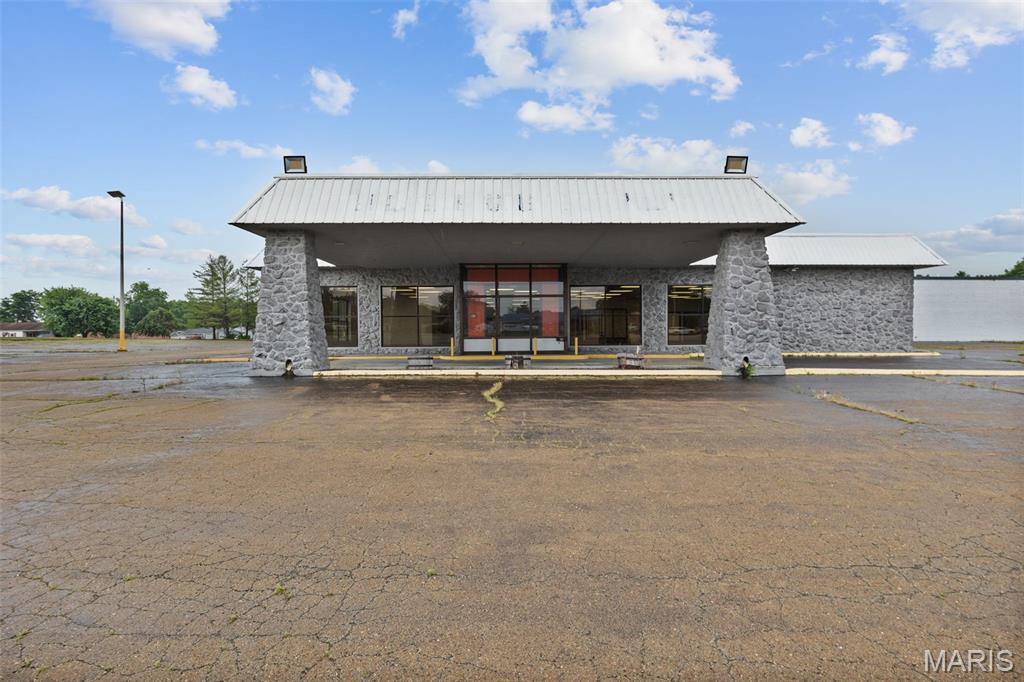 Pointe Basse - Commercial Sale