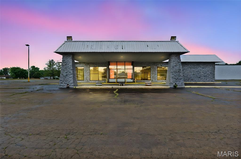 Pointe Basse - Commercial Sale