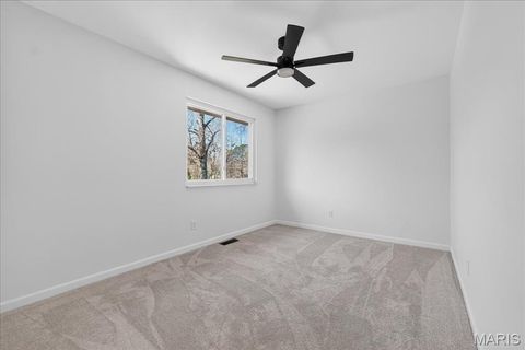 Tiny photo for 1061 Summer Tree Drive, Ballwin, MO 63011 (MLS # 26000805)