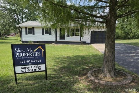 Photo of 12157 County Road 637, Dexter, MO 63841 (MLS # 26023774)