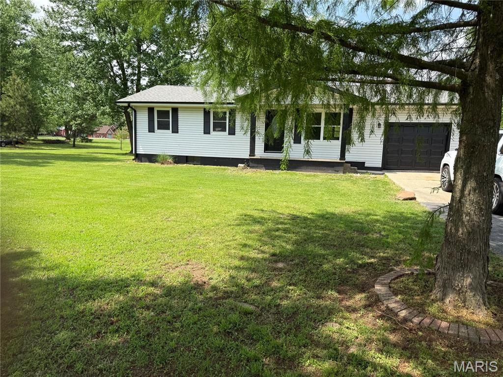Photo of 12157 County Road 637, Dexter, MO 63841 (MLS # 26023774)