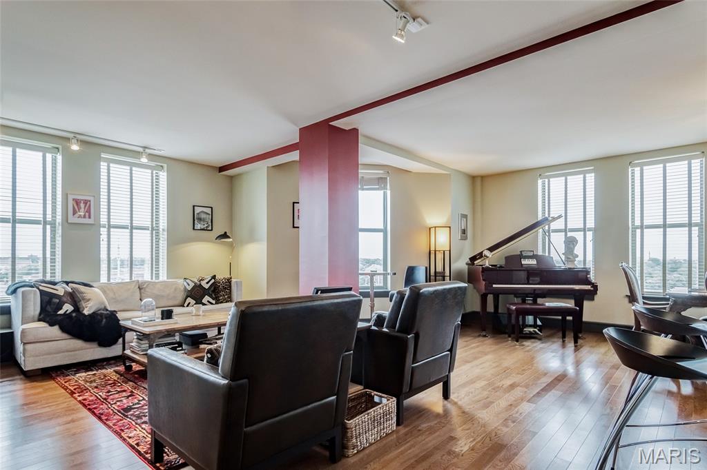 South Side Tower Condo - Residential