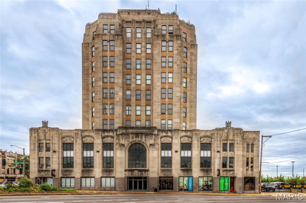South Side Tower Condo - Residential