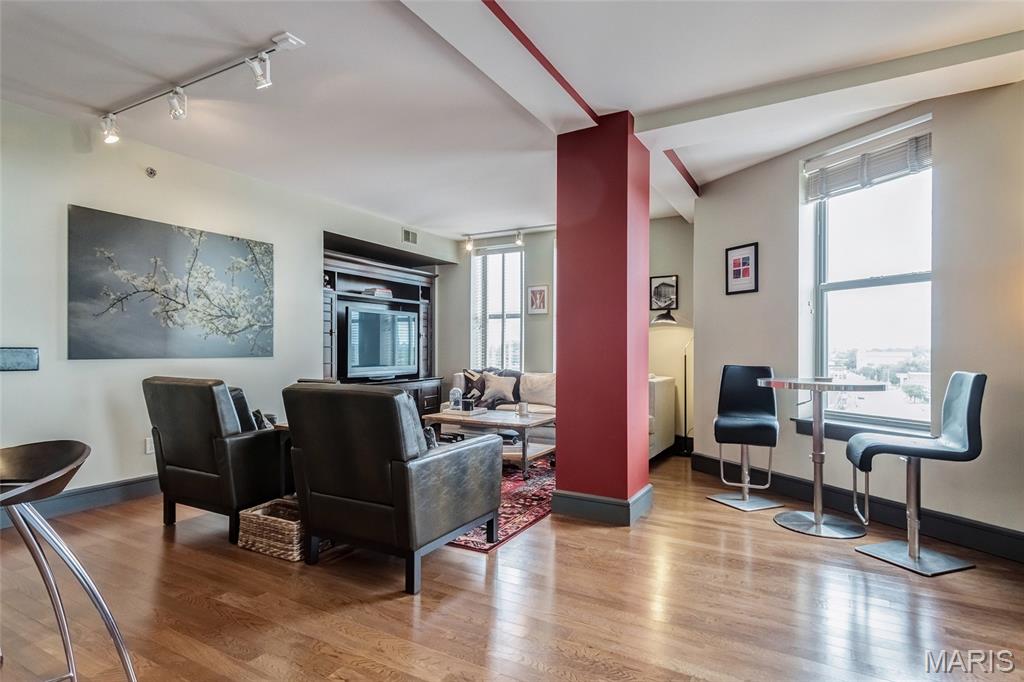 South Side Tower Condo - Residential