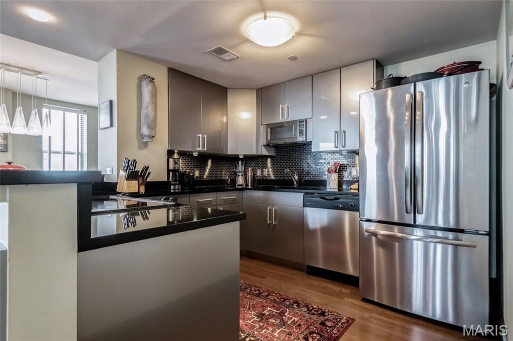 South Side Tower Condo - Residential