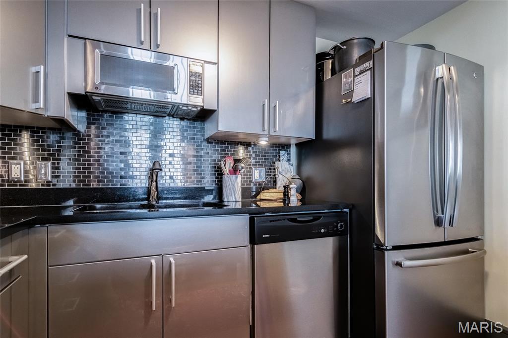 South Side Tower Condo - Residential