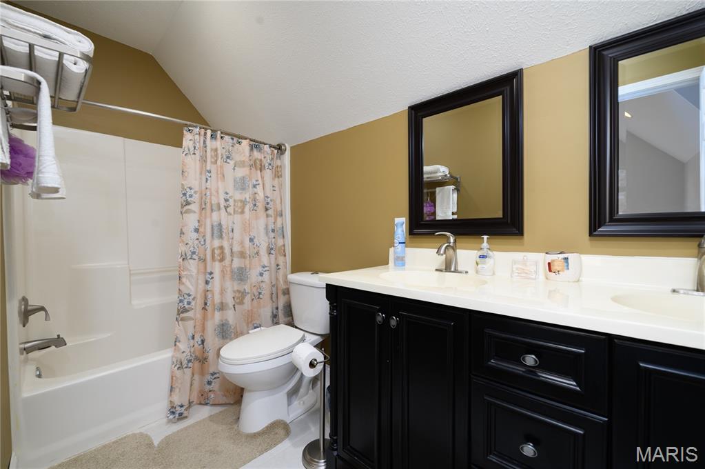 Red Oak Country Estates - Residential