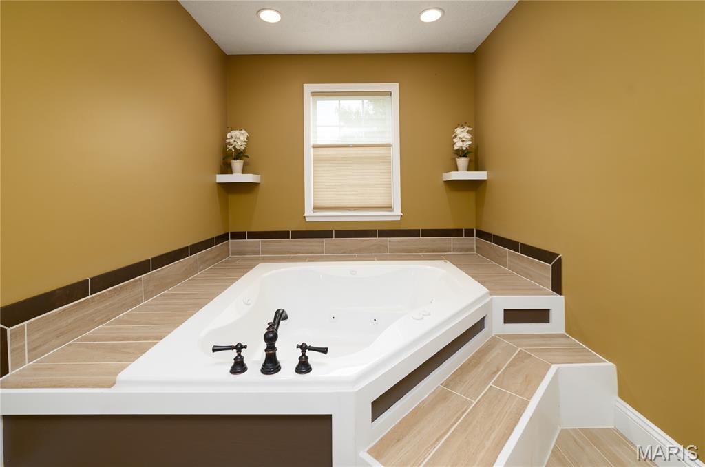 Red Oak Country Estates - Residential