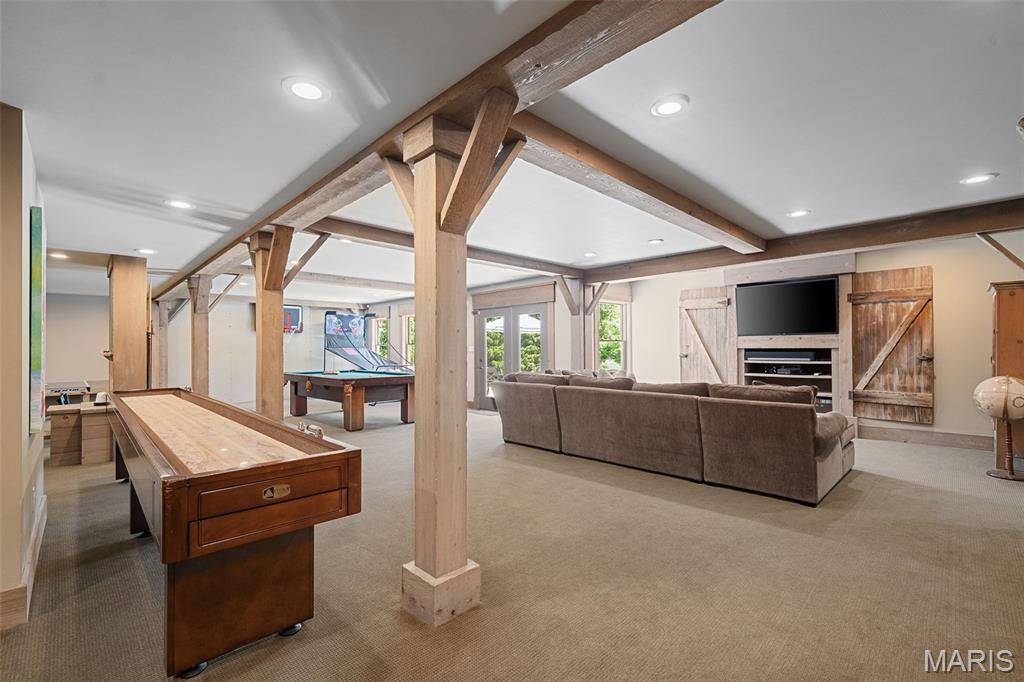 Ballas Courts - Residential