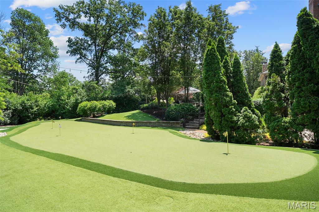 Ballas Courts - Residential