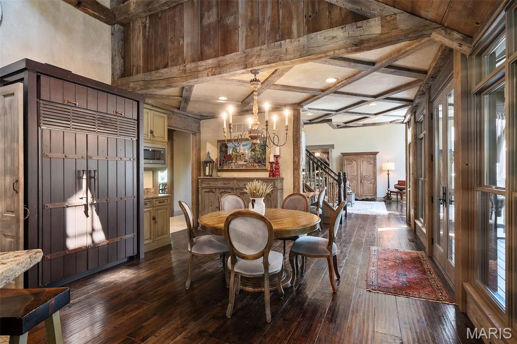 Ballas Courts - Residential