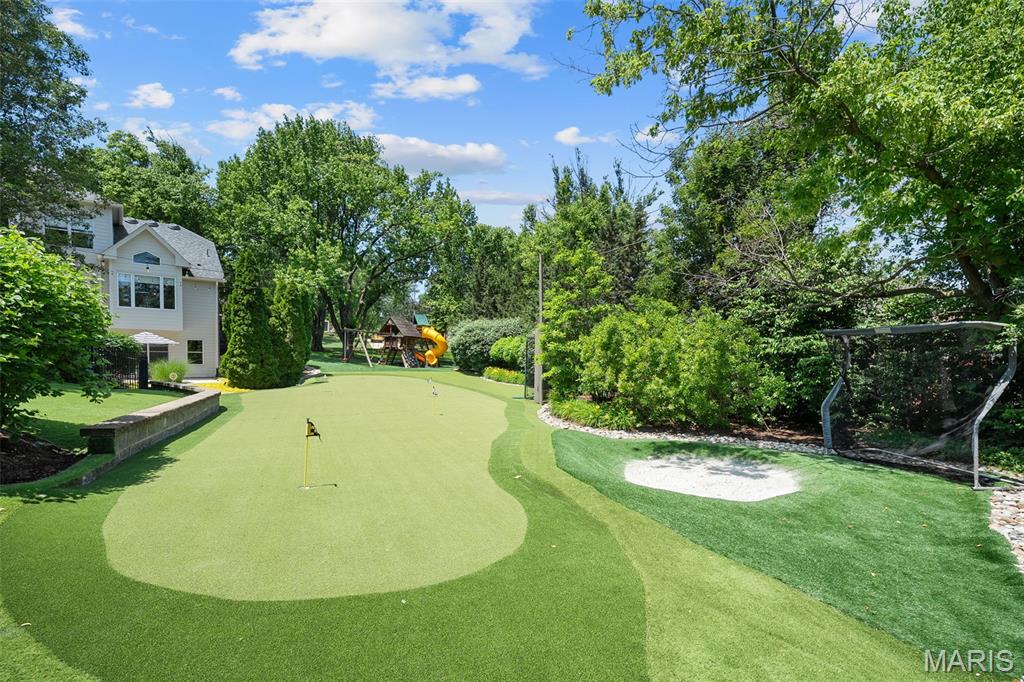 Ballas Courts - Residential