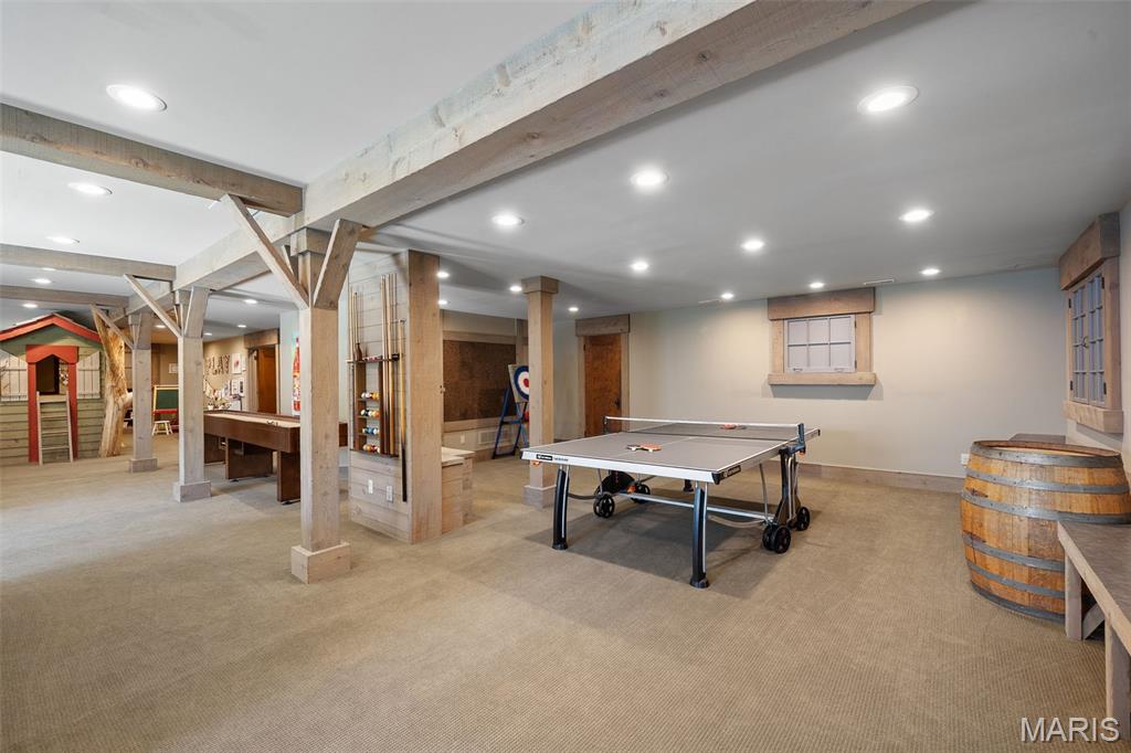 Ballas Courts - Residential